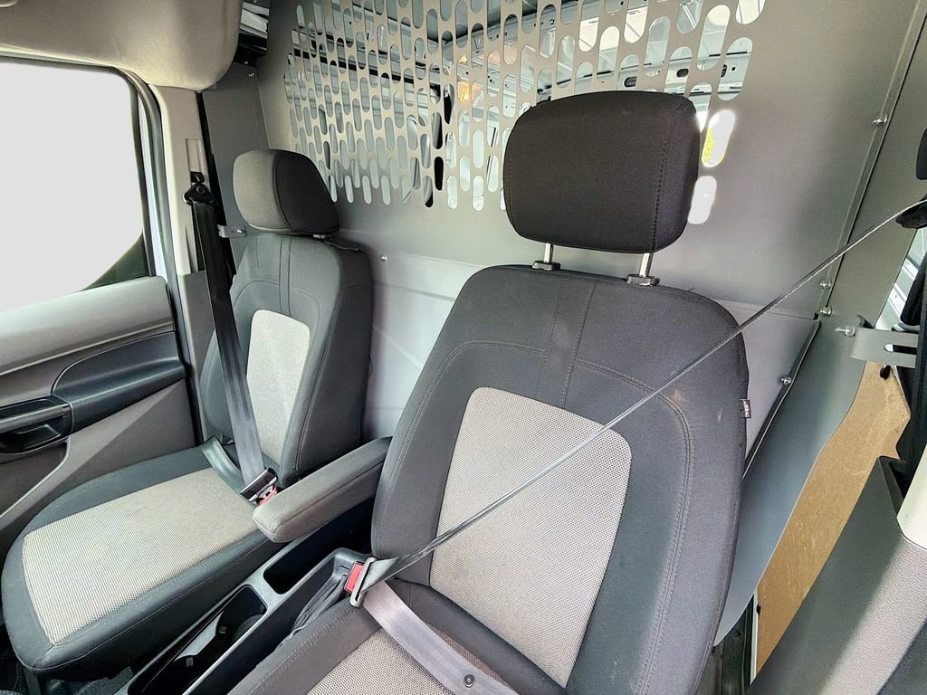 Used 2023 Ford Transit Connect XL image 19