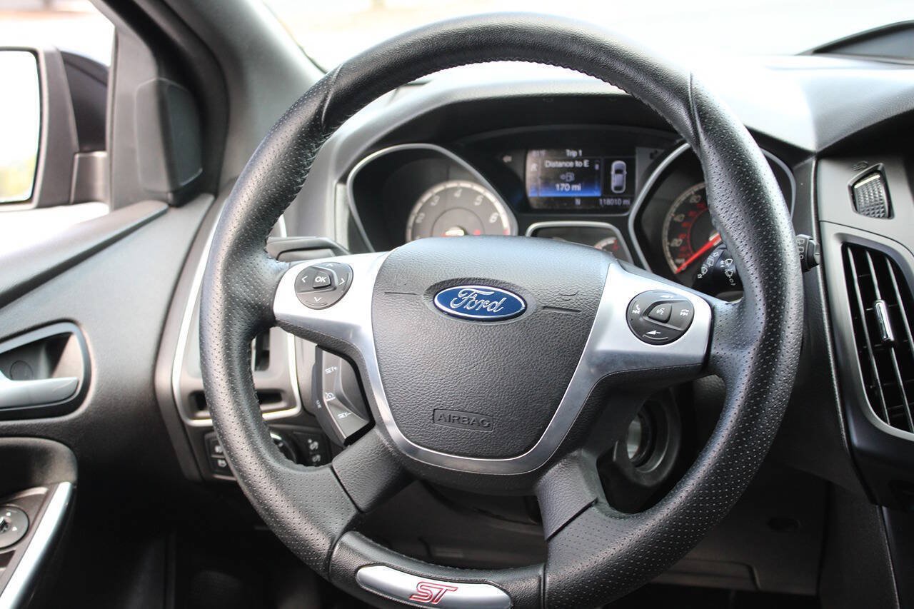 Used 2014 Ford Focus ST w/ Equipment Group 202A FWD image 25
