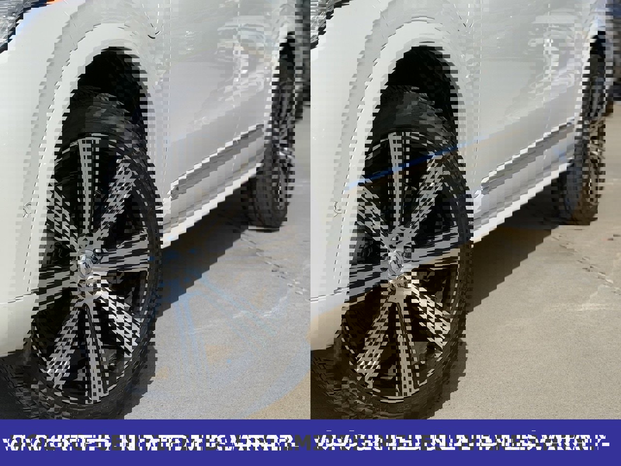 Certified 2025 Volvo XC90 T8 Ultra image 9