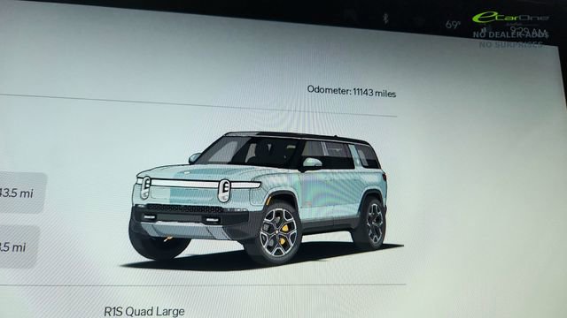 Used 2024 Rivian R1S Adventure AWD/4WD image 43