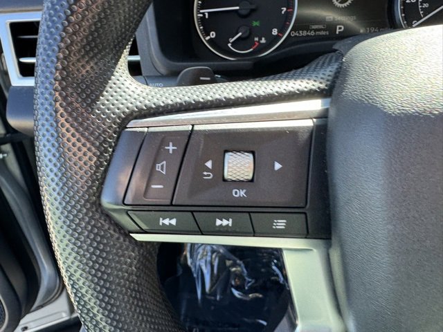 Used 2022 Mitsubishi Outlander ES image 18