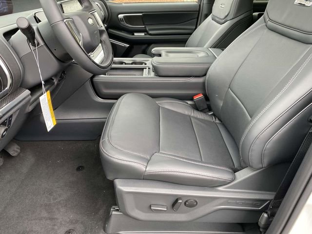 New 2025 Ford Expedition Max Platinum w/ Stealth Performance Package AWD/4WD image 13