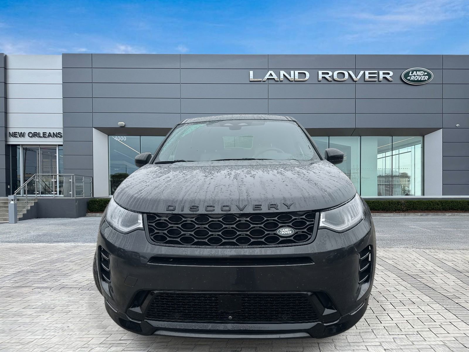 Used 2024 Land Rover Discovery Sport Dynamic SE image 4