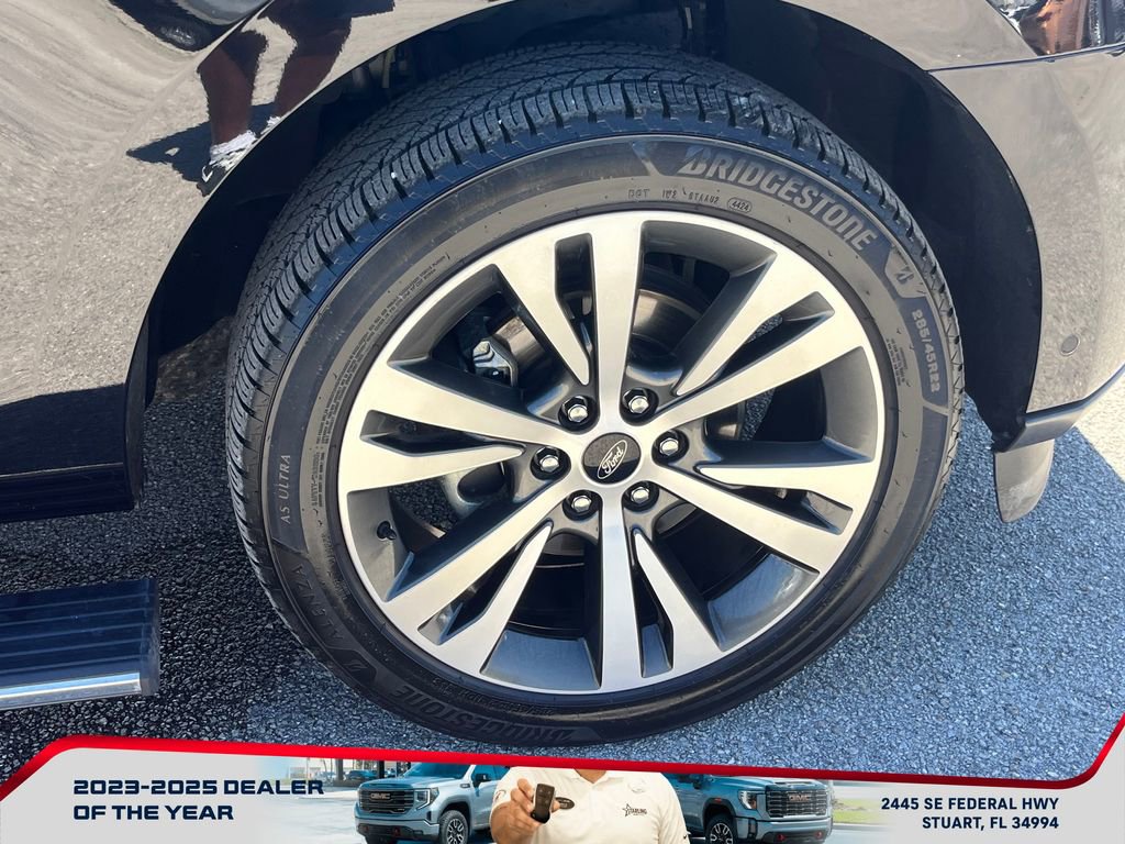 Used 2021 Ford Expedition Max Limited image 23