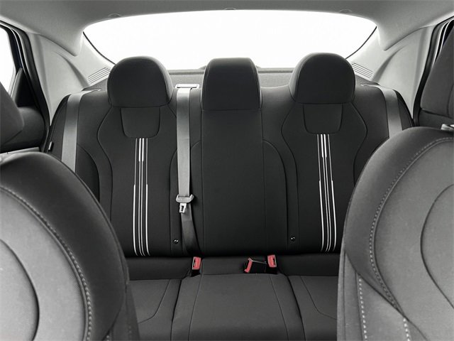 New 2025 Hyundai Elantra Blue image 16