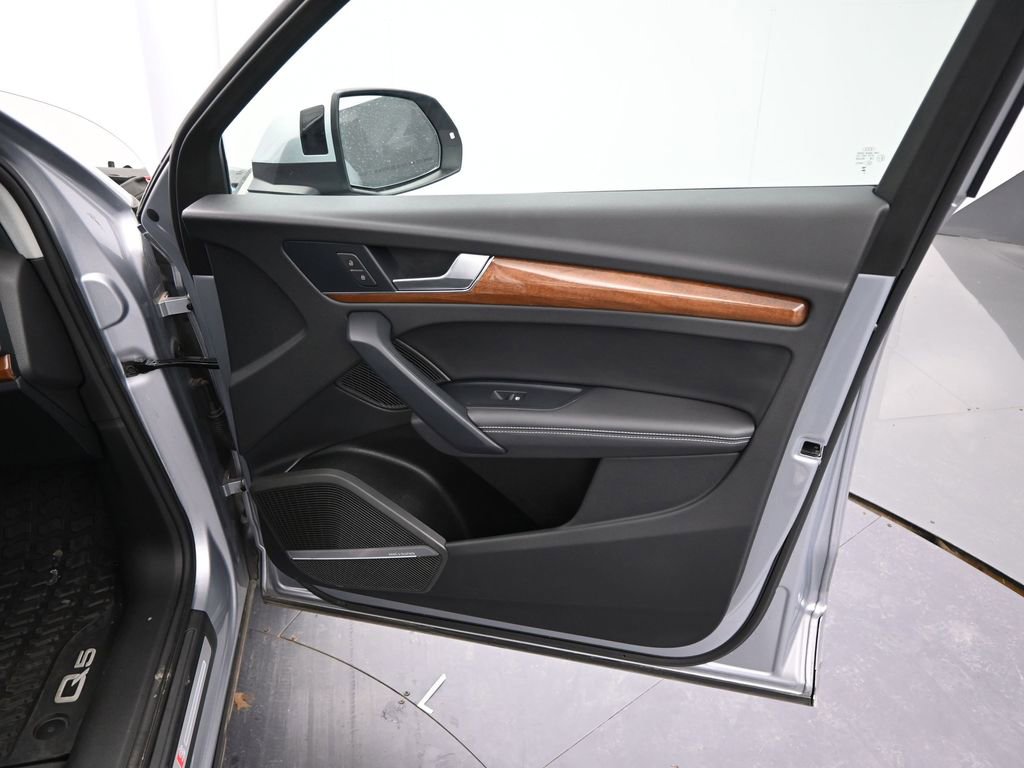 Used 2023 Audi Q5 2.0T Premium Plus image 18