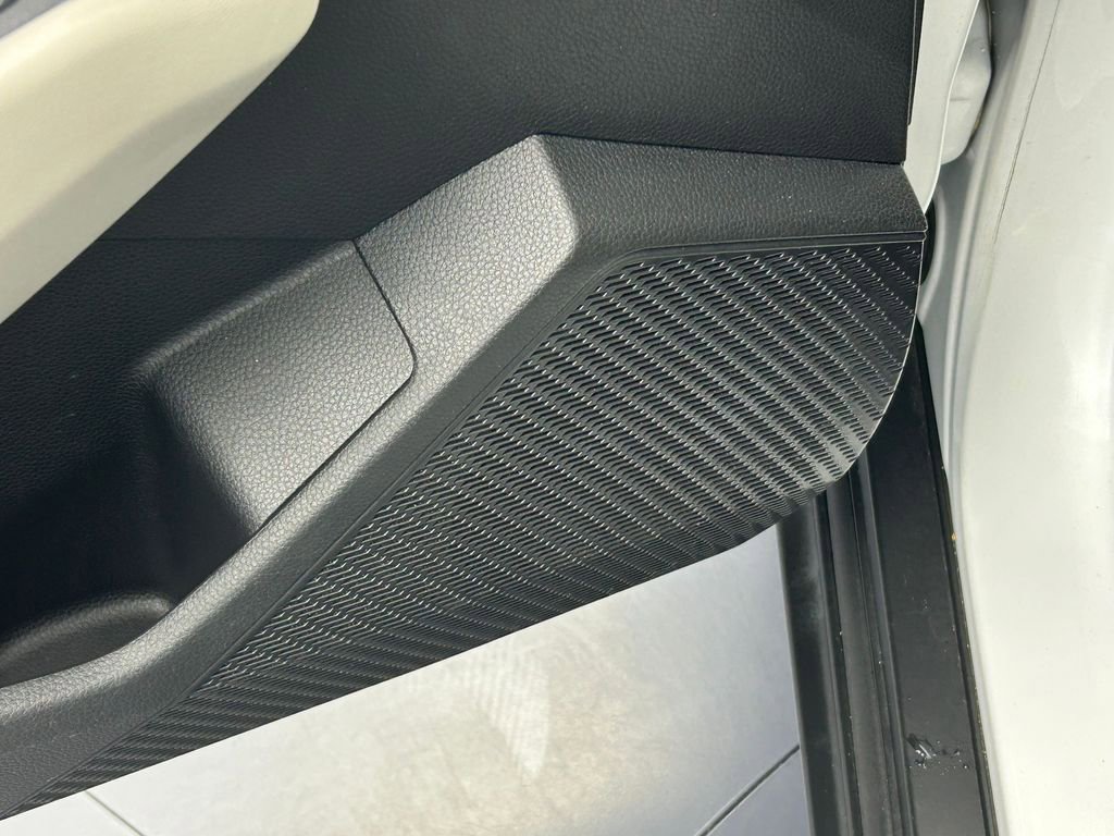 Used 2023 Honda Accord EX image 13