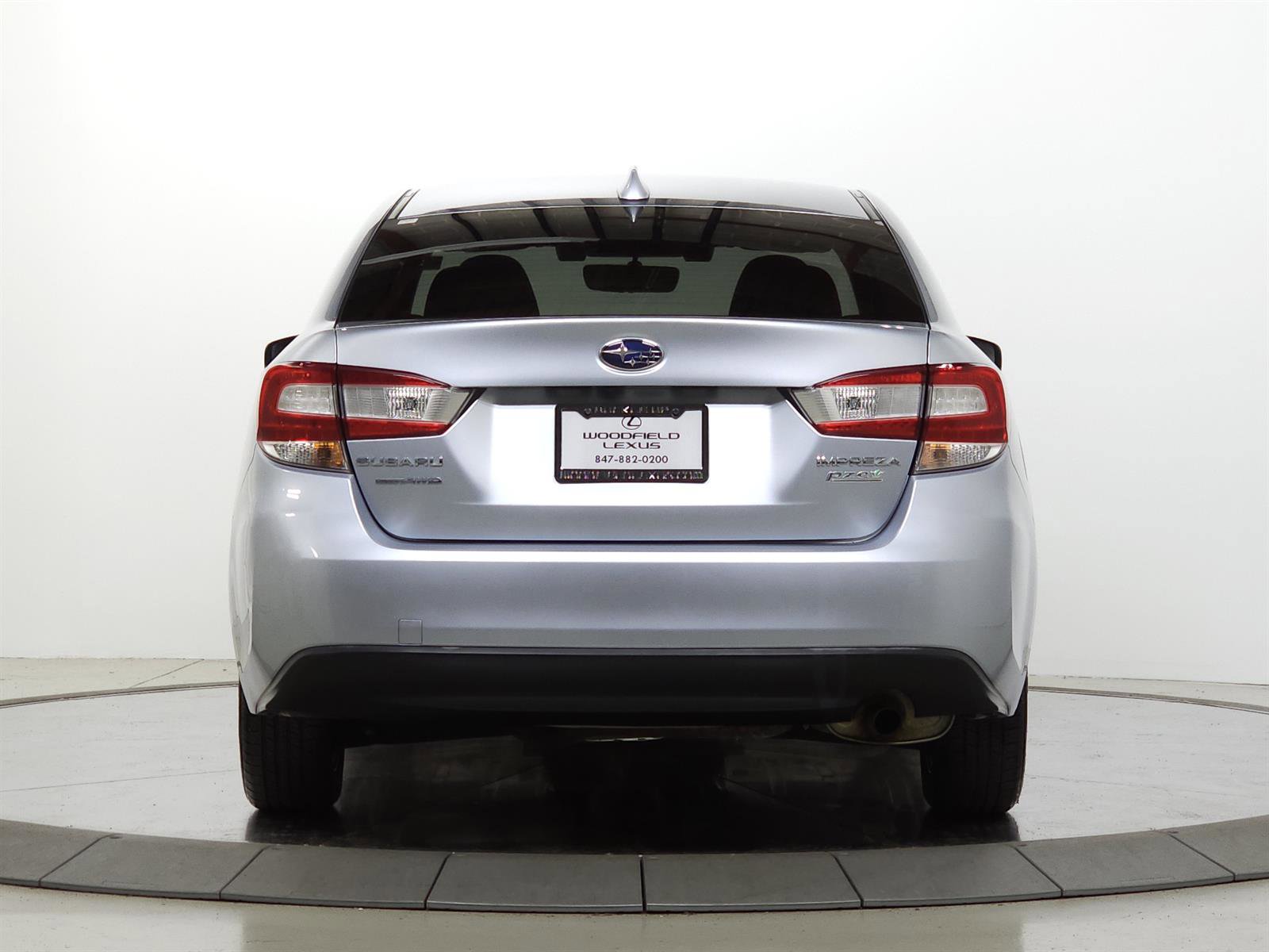 Used 2017 Subaru Impreza 2.0i Premium AWD/4WD image 6