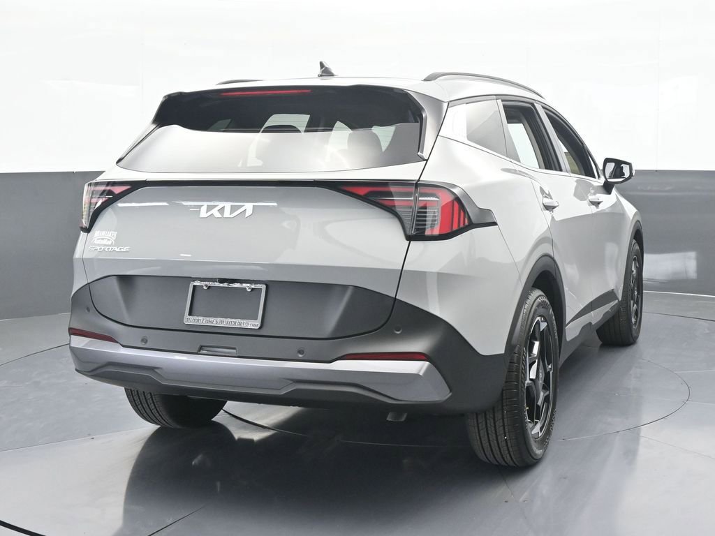 Used 2026 Kia Sportage EX w/ EX Panorama Roof Package FWD image 5