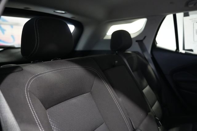 Used 2022 GMC Terrain SLE w/ Driver Convenience Package image 18