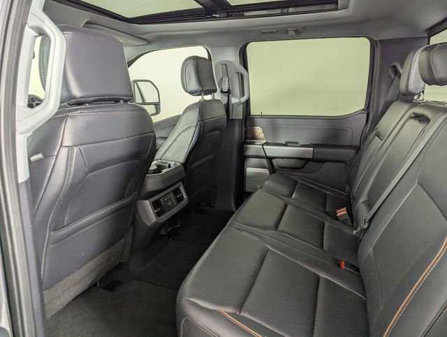 Used 2026 Ford F450 Lariat w/ Camper Package image 18