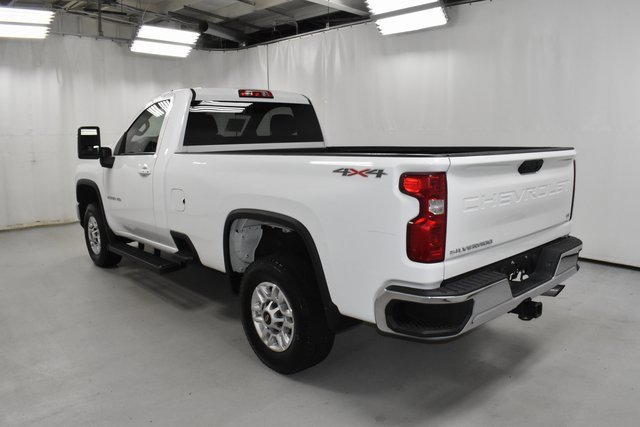 Used 2024 Chevrolet Silverado 2500 LT w/ Snow Plow Prep/Camper Package image 7