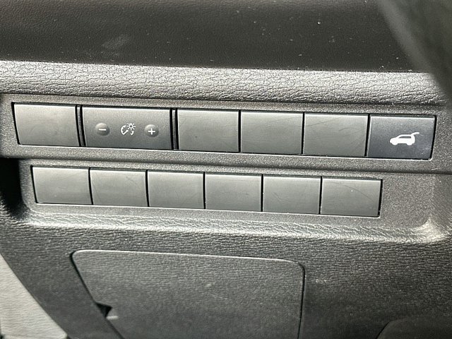 Used 2024 Mitsubishi Outlander SE AWD/4WD image 10