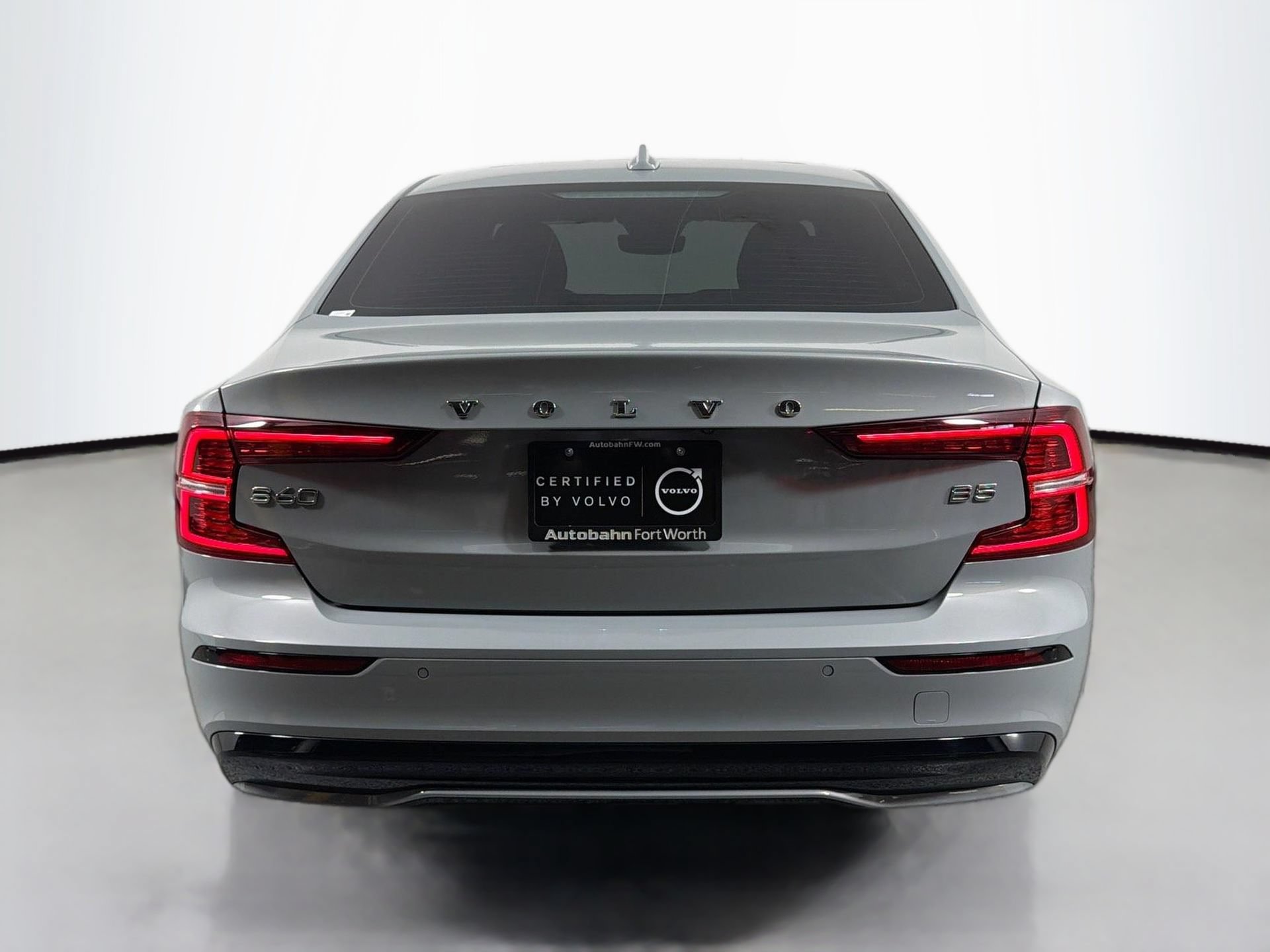 Certified 2024 Volvo S60 B5 Plus w/ Climate Package FWD image 7