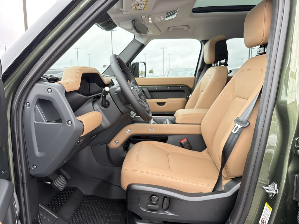 New 2026 Land Rover Defender 110 S AWD/4WD image 3