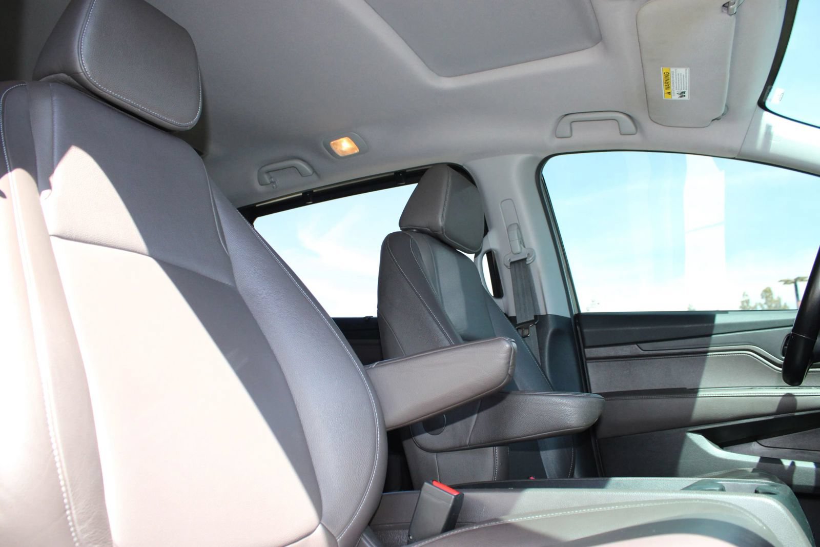 Used 2022 Honda Odyssey EX-L image 19