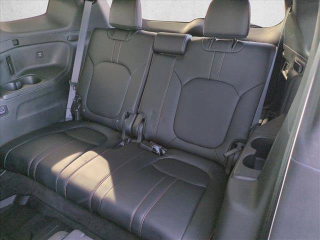 Certified 2025 Honda Pilot TrailSport image 21
