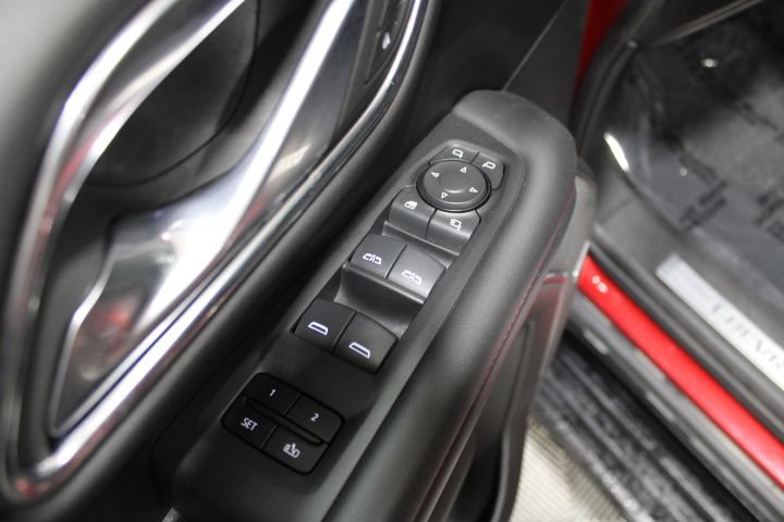 Used 2023 Chevrolet Tahoe RST w/ Luxury Package AWD/4WD image 20