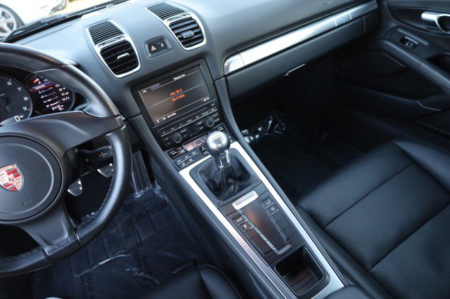 Used 2015 Porsche Cayman image 29