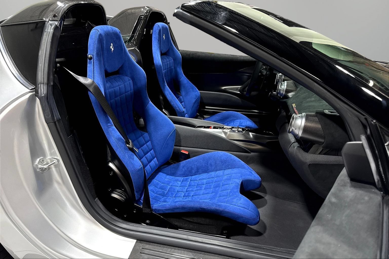 Used 2023 Ferrari 812 Competizione A RWD image 23