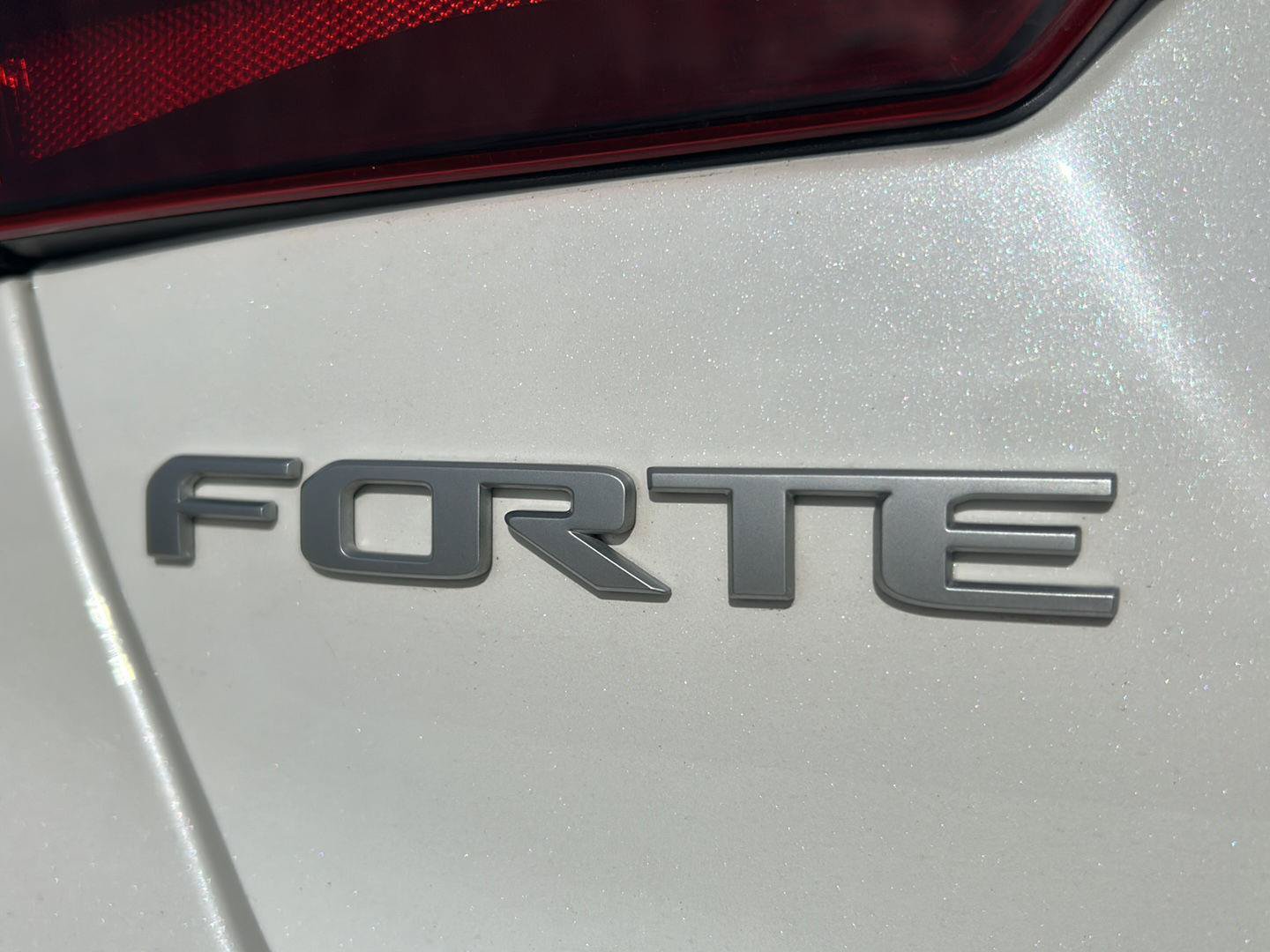 Used 2024 Kia Forte LXS FWD image 31