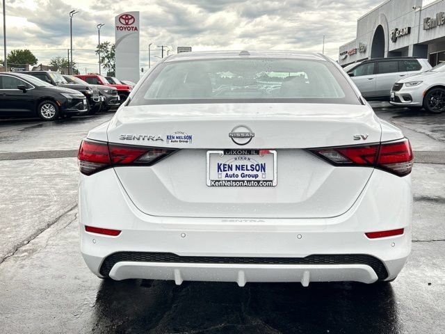 Used 2024 Nissan Sentra SV FWD image 4