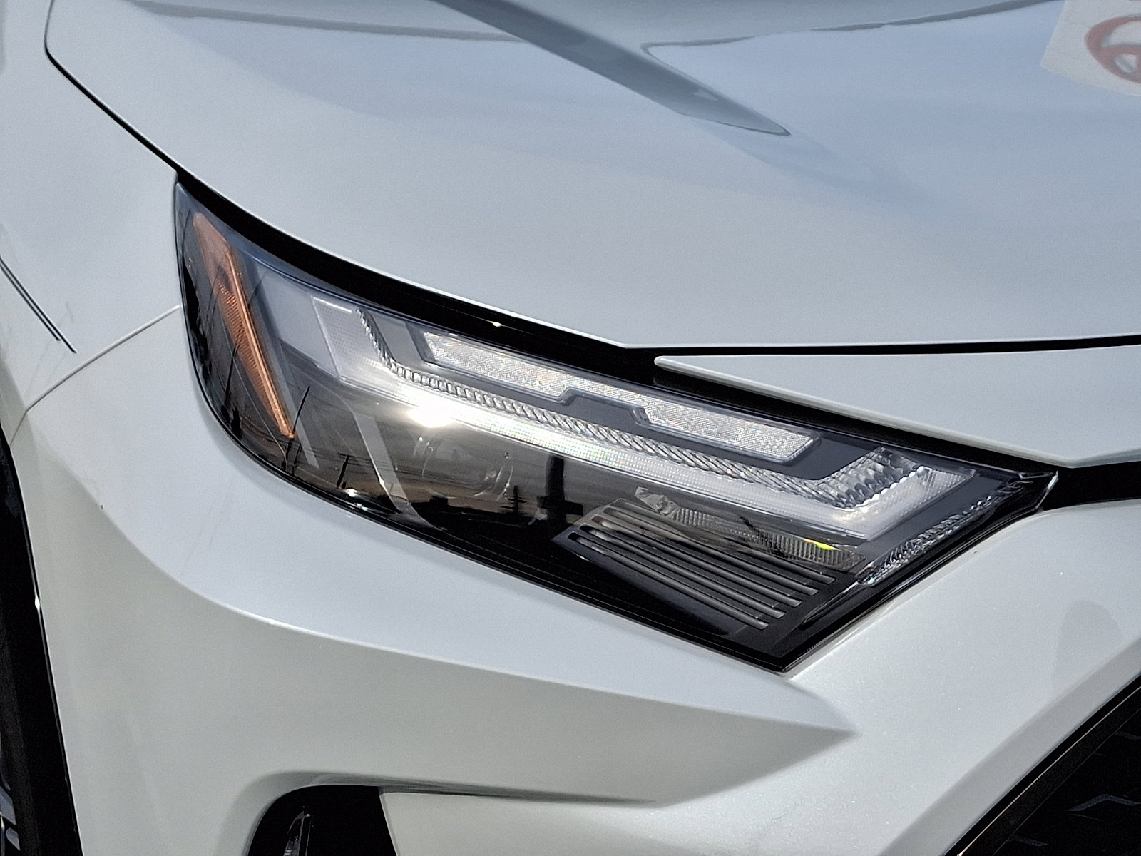 Used 2024 Toyota RAV4 XSE w/ Premium Package image 9