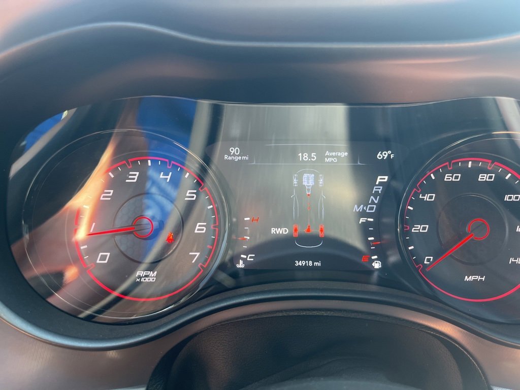 Used 2023 Dodge Charger SXT w/ Blacktop Package image 9