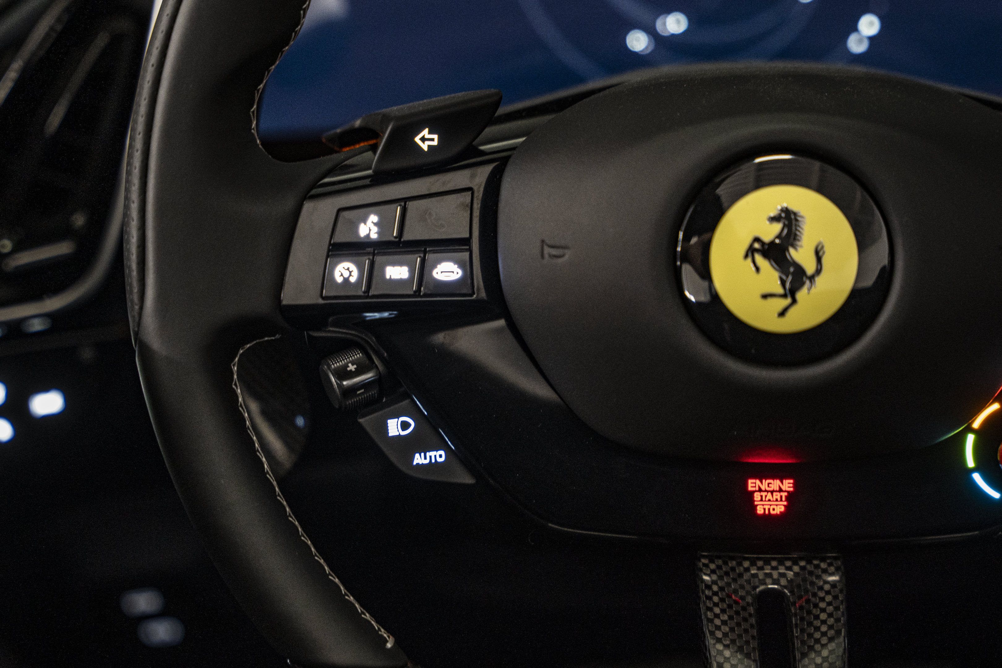 Used 2026 Ferrari Roma Spider RWD image 37