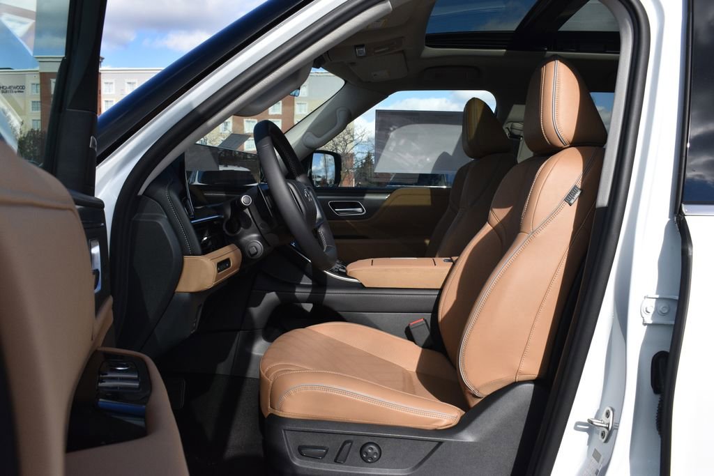 New 2026 INFINITI QX80 Luxe w/ Cargo Package image 11