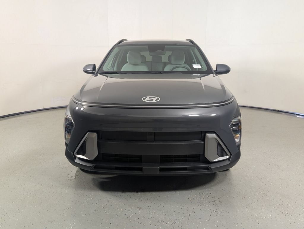 Certified 2025 Hyundai Kona SEL FWD image 2