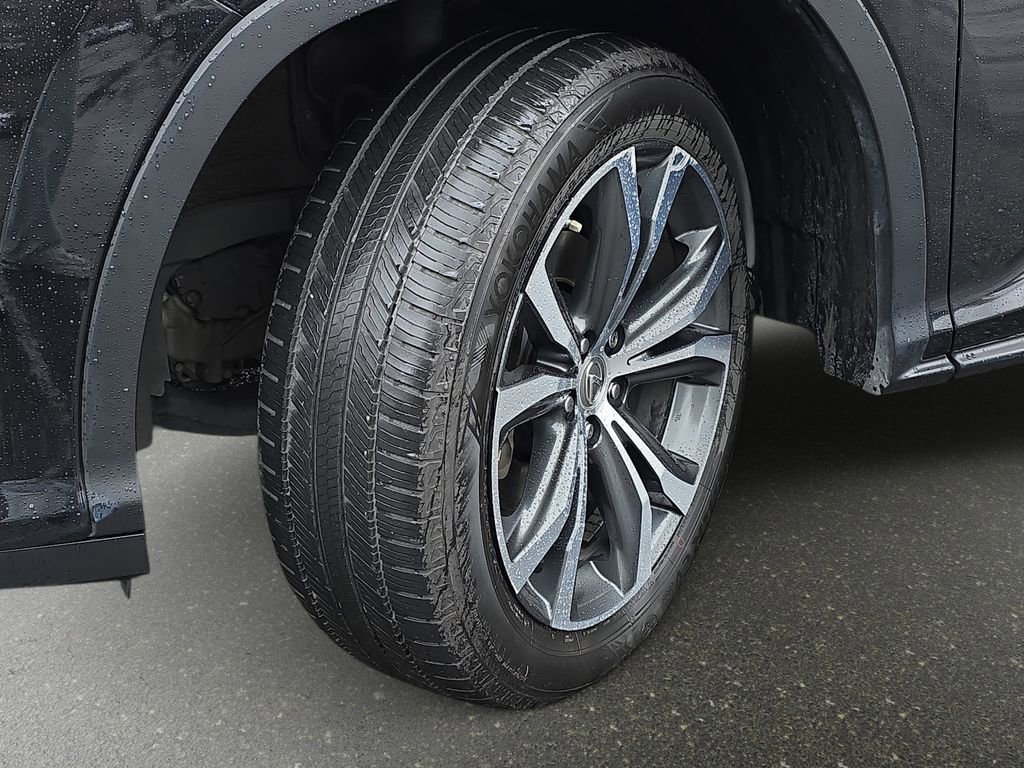 Used 2017 Lexus RX 450h AWD w/ Cold Weather Package image 37