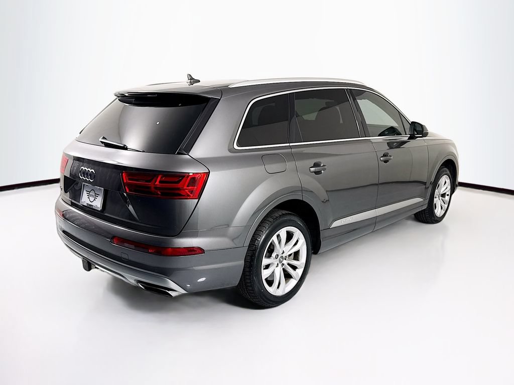 Used 2019 Audi Q7 2.0T Premium AWD/4WD image 5