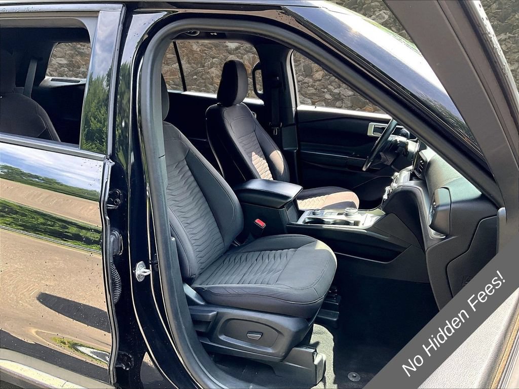 Used 2020 Ford Explorer XLT AWD/4WD image 7