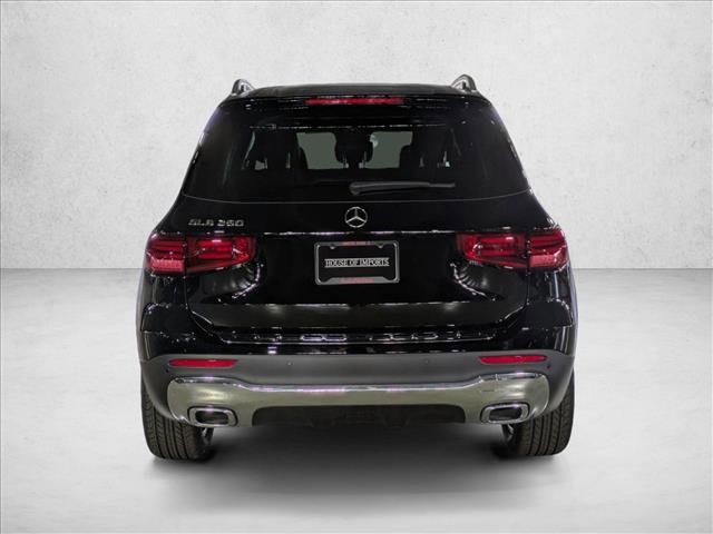 New 2025 Mercedes-Benz GLB 250 image 8