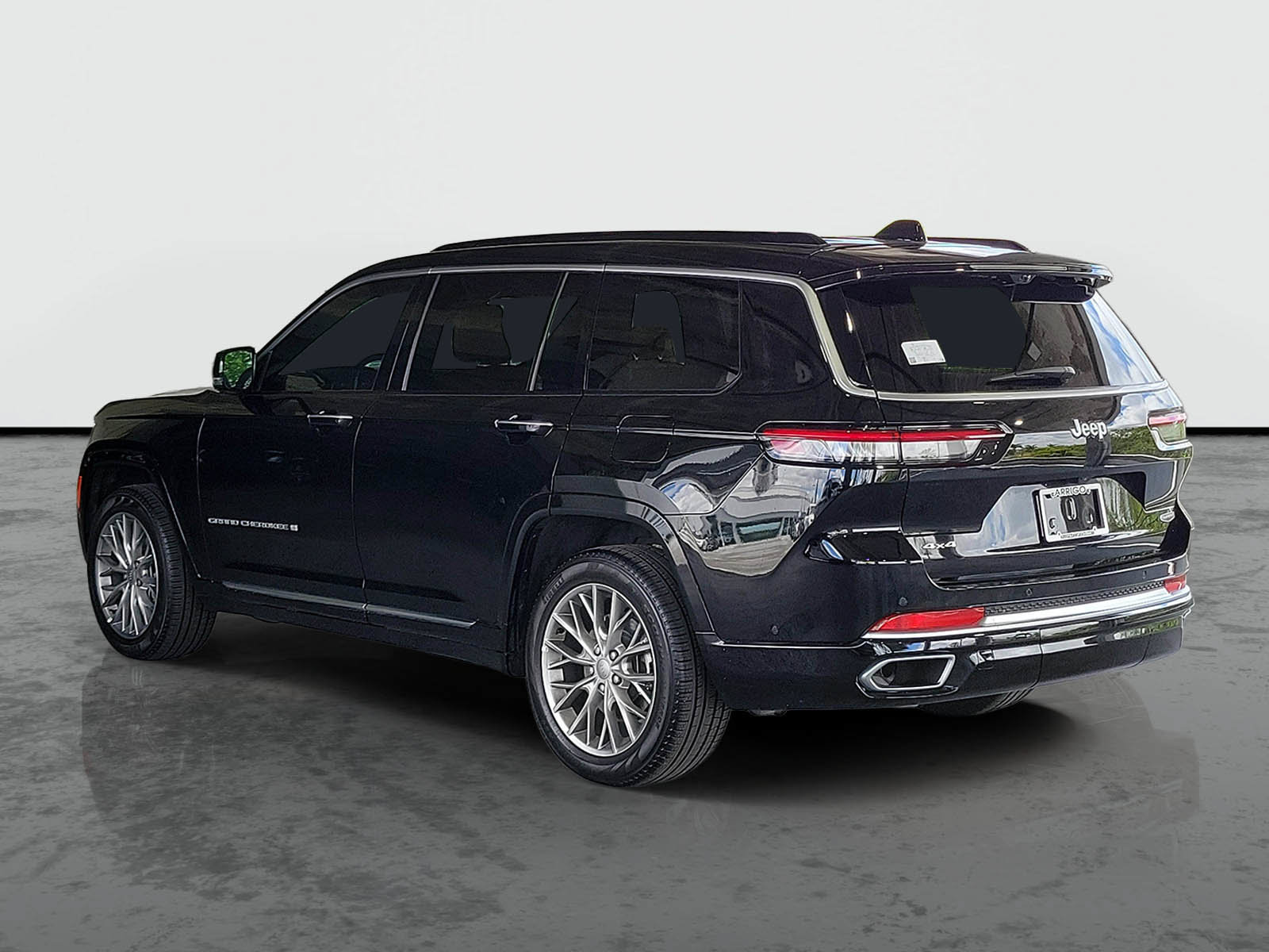 New 2025 Jeep Grand Cherokee L Summit w/ Advanced Protech Group IV AWD/4WD image 3