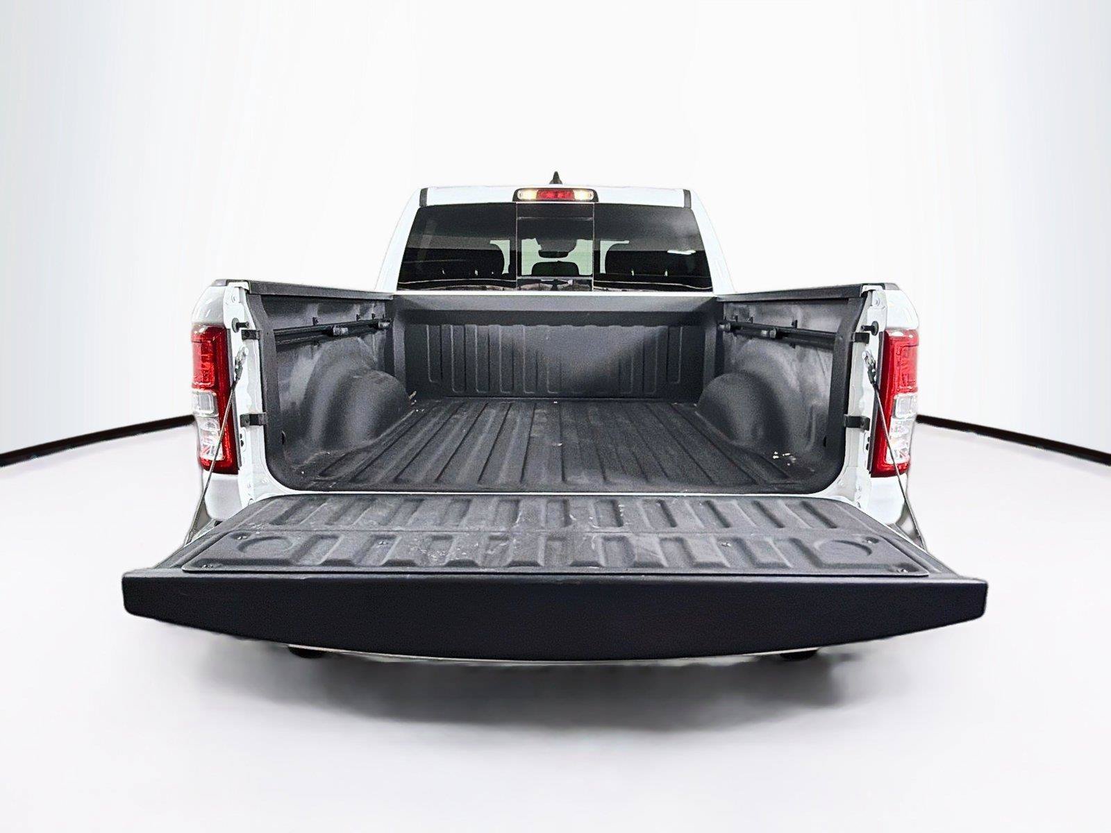 Used 2024 RAM 1500 Big Horn AWD/4WD image 14