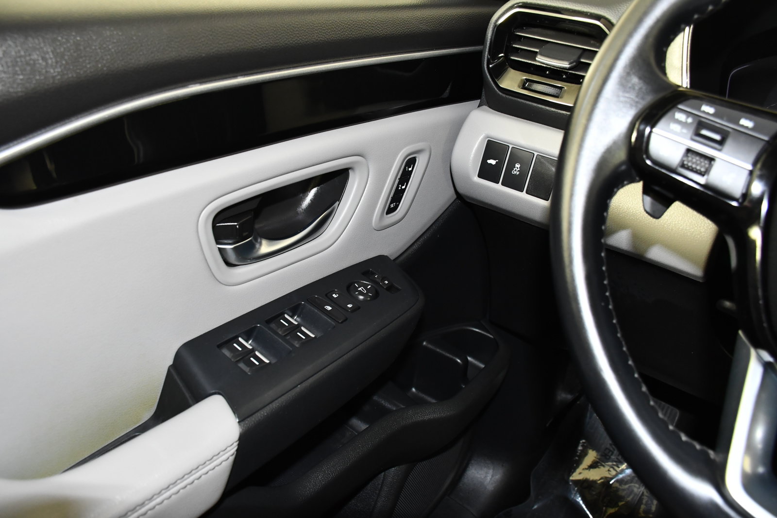 Used 2025 Honda Pilot Touring image 33