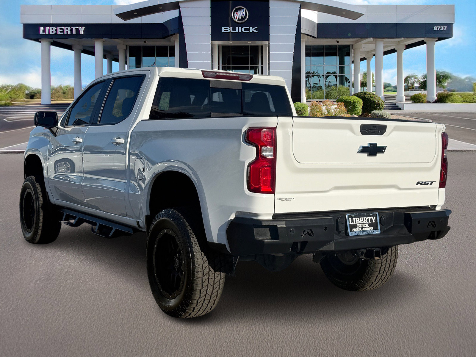 Used 2021 Chevrolet Silverado 1500 RST AWD/4WD image 6