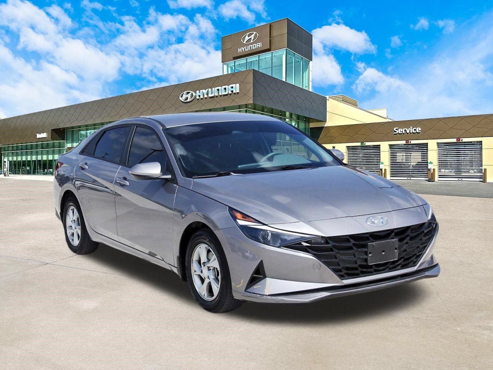 Used 2023 Hyundai Elantra SE FWD image 3