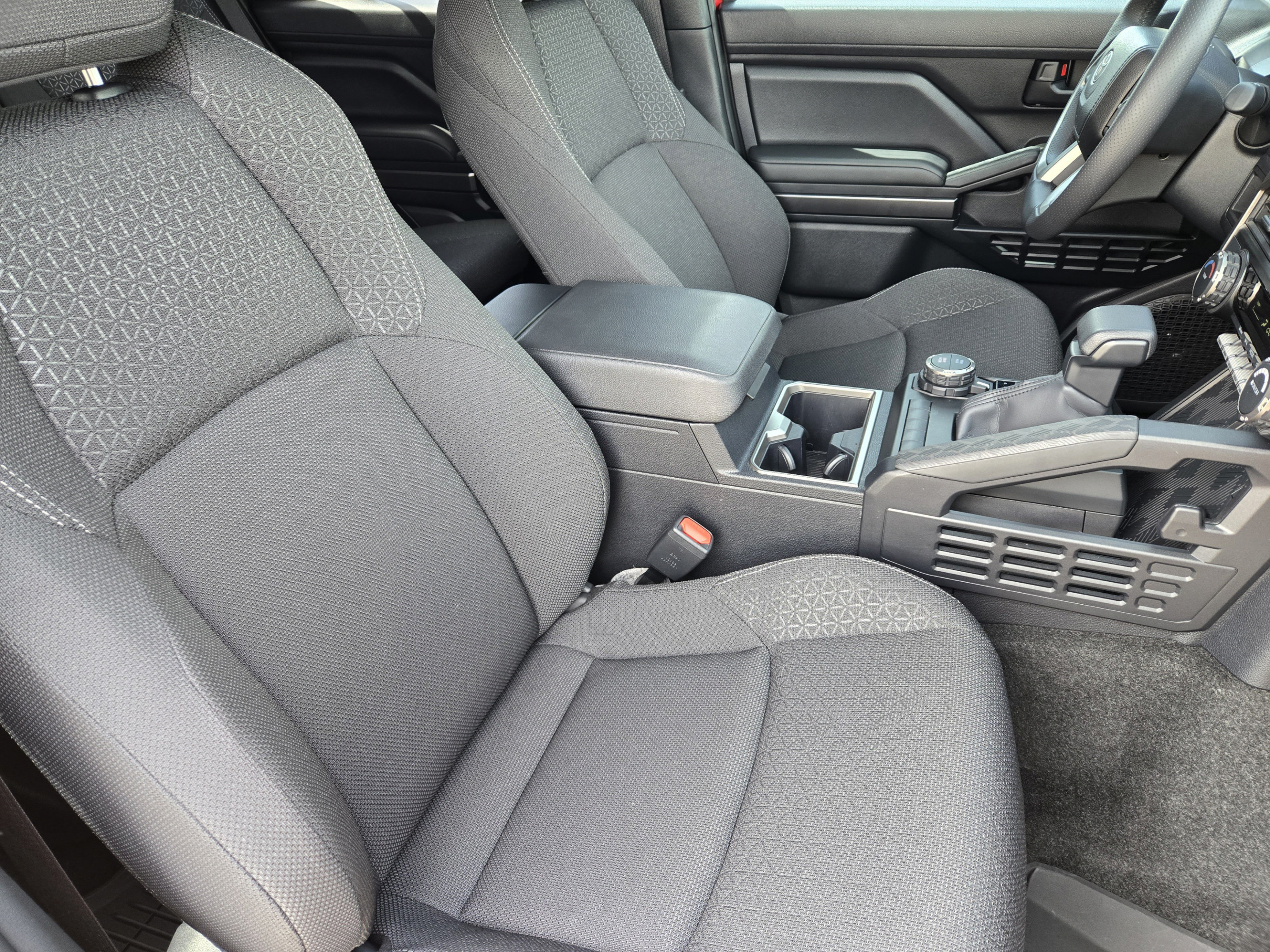 Used 2026 Toyota 4Runner SR5 AWD/4WD image 10