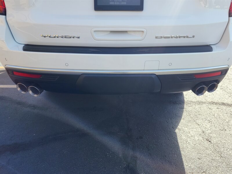 Used 2023 GMC Yukon Denali w/ LPO, Floor Liner Package RWD image 14