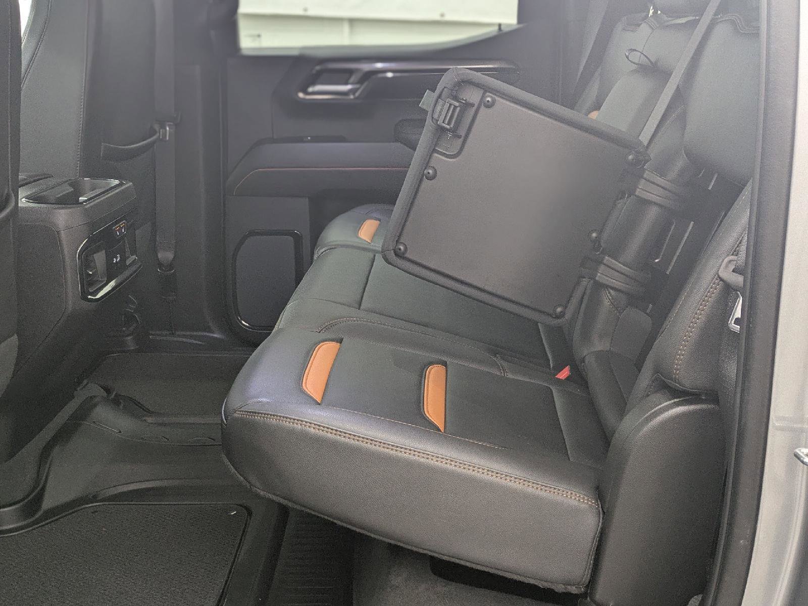 Used 2023 GMC Sierra 1500 AT4 w/ Technology Package image 19