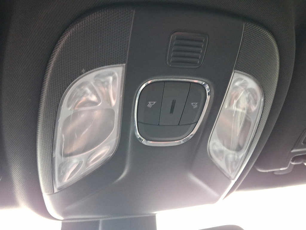 Used 2024 Jeep Compass Trailhawk image 32