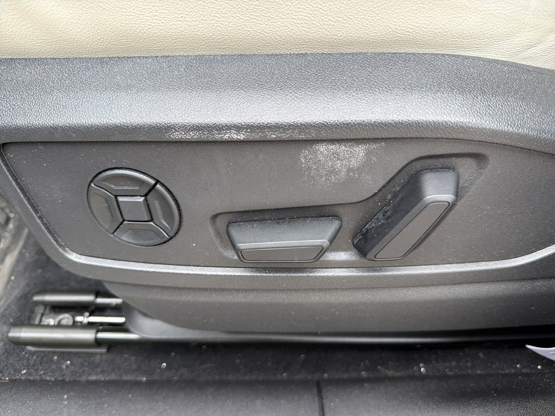 Used 2025 Audi Q5 Prestige AWD/4WD image 24