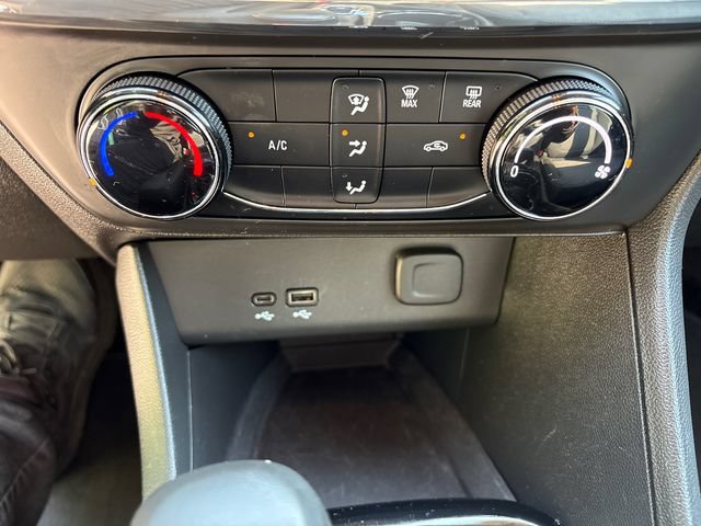 Used 2025 Buick Encore GX Preferred AWD/4WD image 30