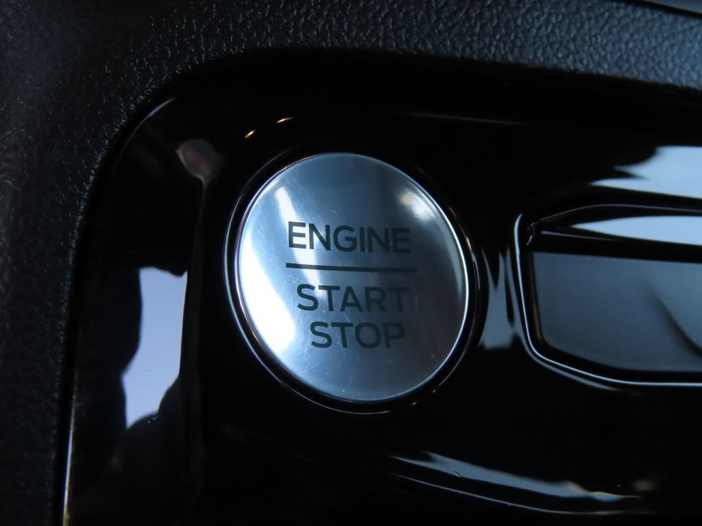 Used 2023 Ford Escape ST-Line w/ Tech Pack #1 AWD/4WD image 10