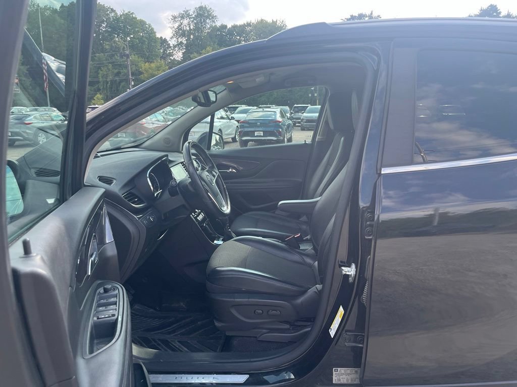 Used 2019 Buick Encore Sport Touring w/ Safety Package AWD/4WD image 15