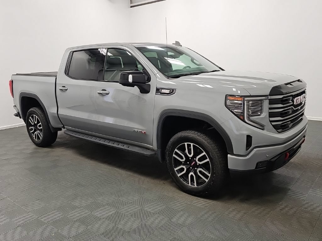 Certified 2025 GMC Sierra 1500 AT4 w/ AT4 Premium Package AWD/4WD image 3