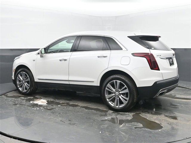 Certified 2025 Cadillac XT5 Premium Luxury image 3